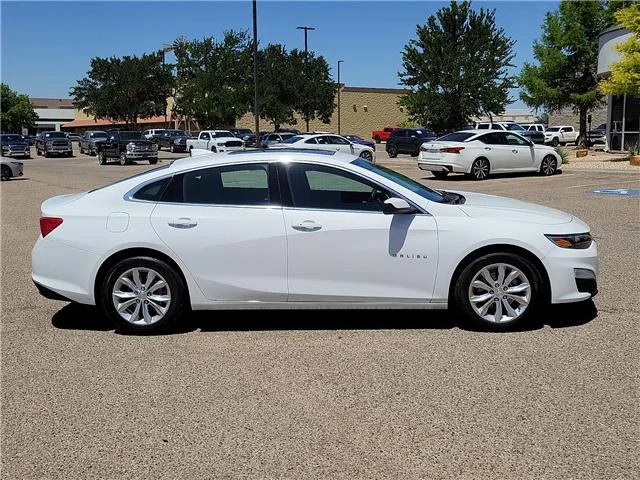 Used 2024 Summit White Chevrolet 1LT image 4