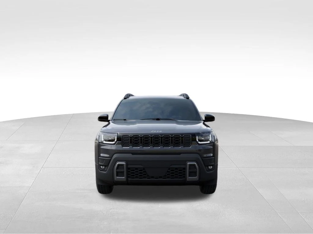 New 2026 Sting-Gray Clear-Coat Exterior Paint Jeep Laredo image 7