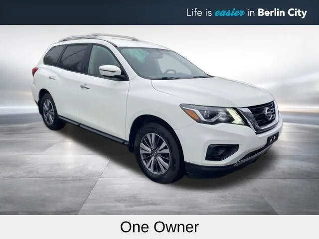 2020 Nissan Pathfinder S