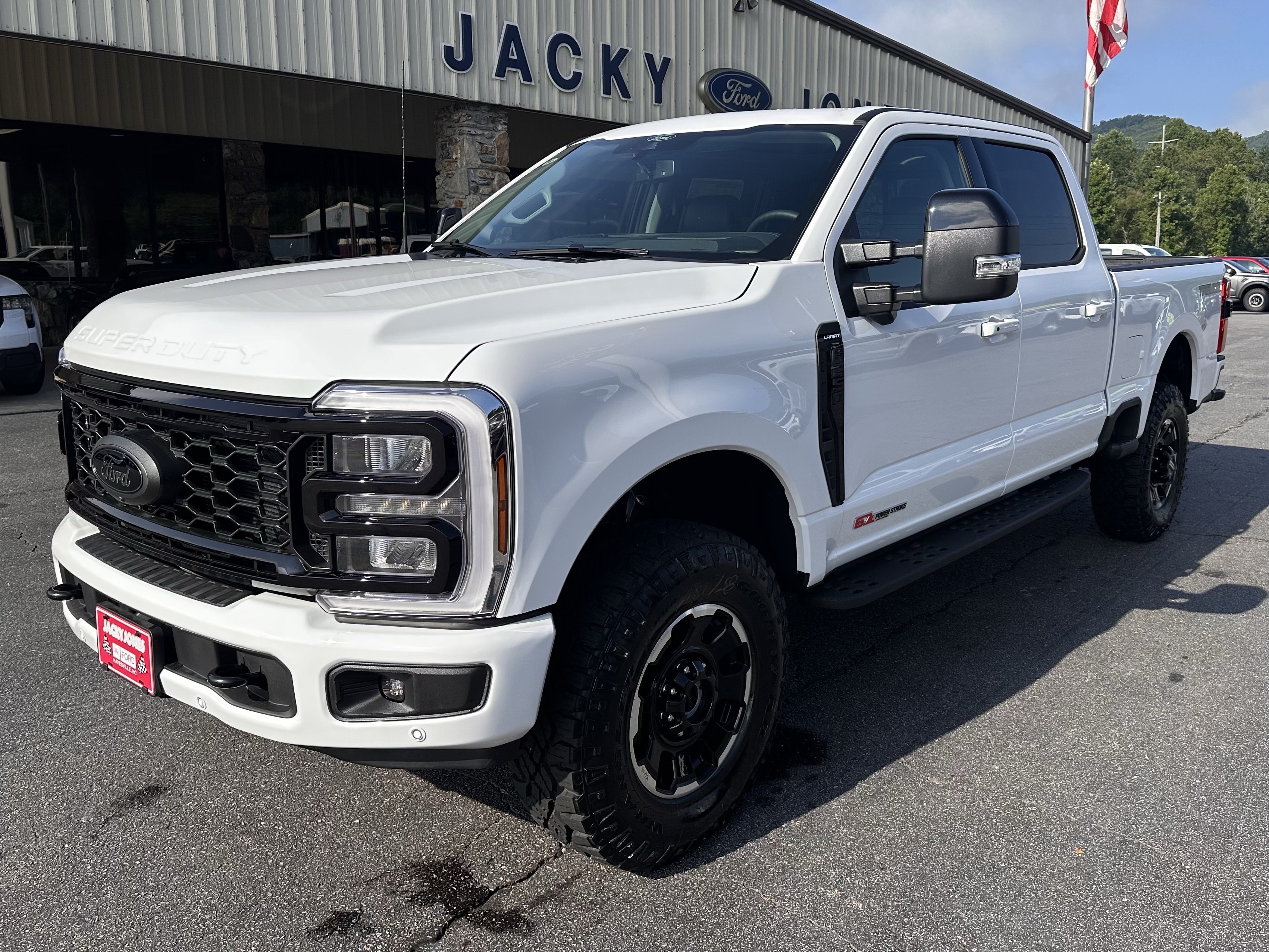 New 2026 Oxford White Ford F-250® Lariat® image 2