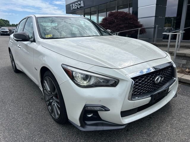 Used 2019 White INFINITI Red Sport 400 image 1