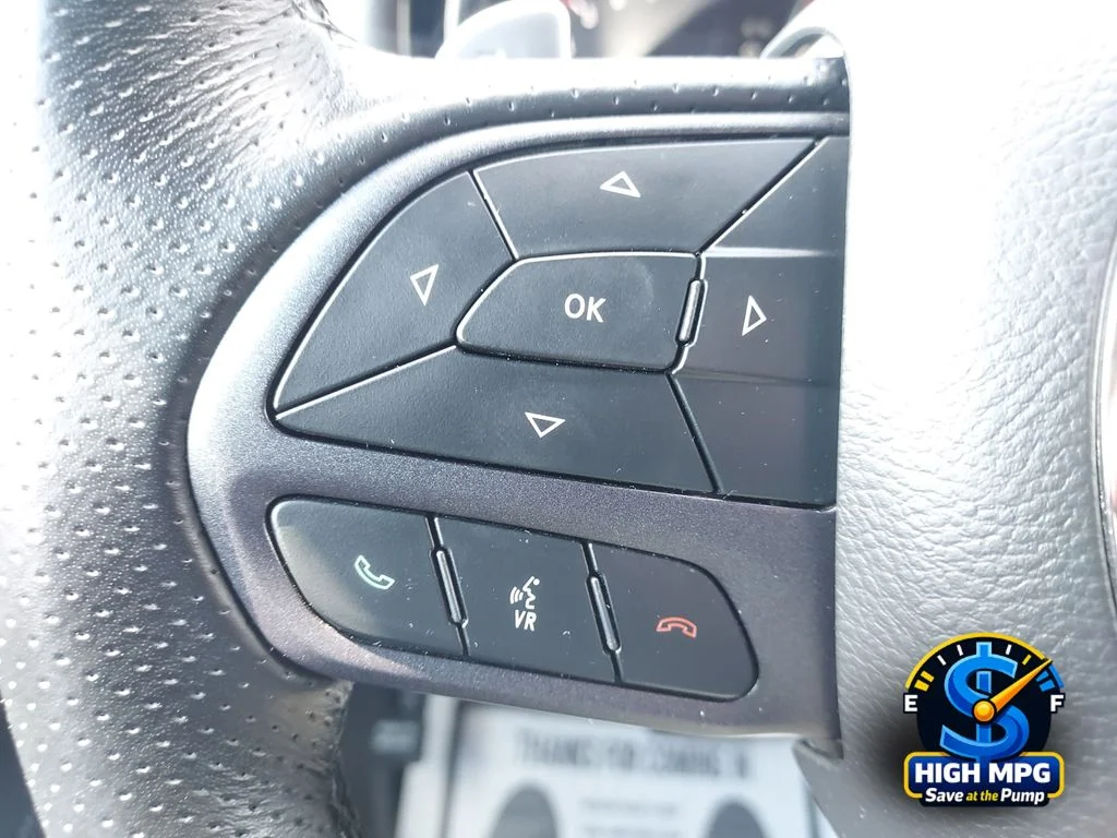 Used 2025 White/off-white Dodge R/T Plus image 23