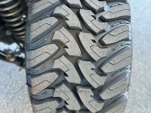 Used 2018 Black Jeep Unlimited Sahara image 11