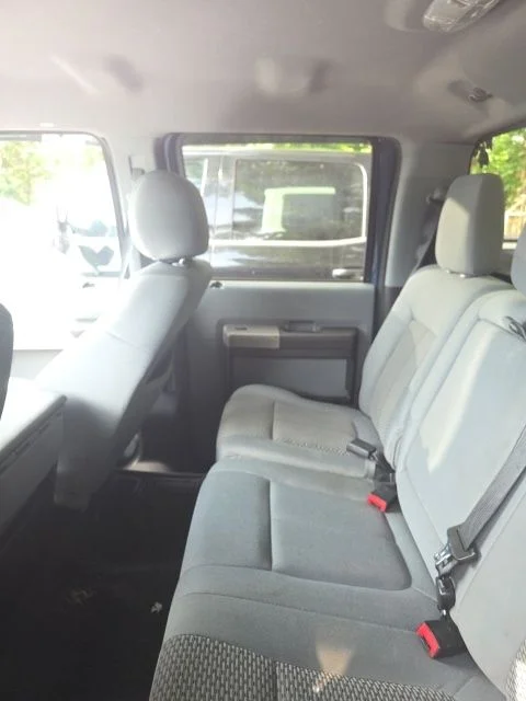 Used 2016 Blue Ford XLT image 12