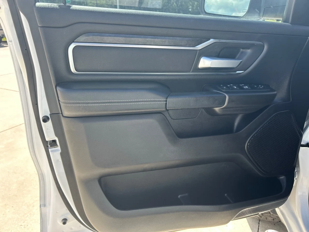Used 2024 White Ram Big Horn image 10