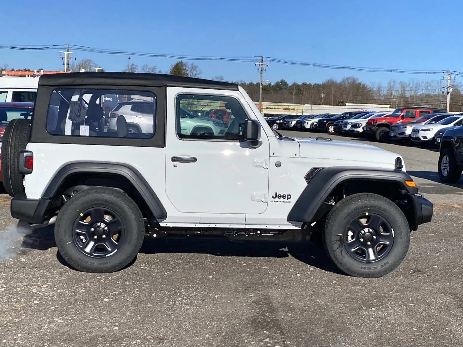 New 2026 Bright White Clear-Coat Exterior Paint Jeep Sport image 2