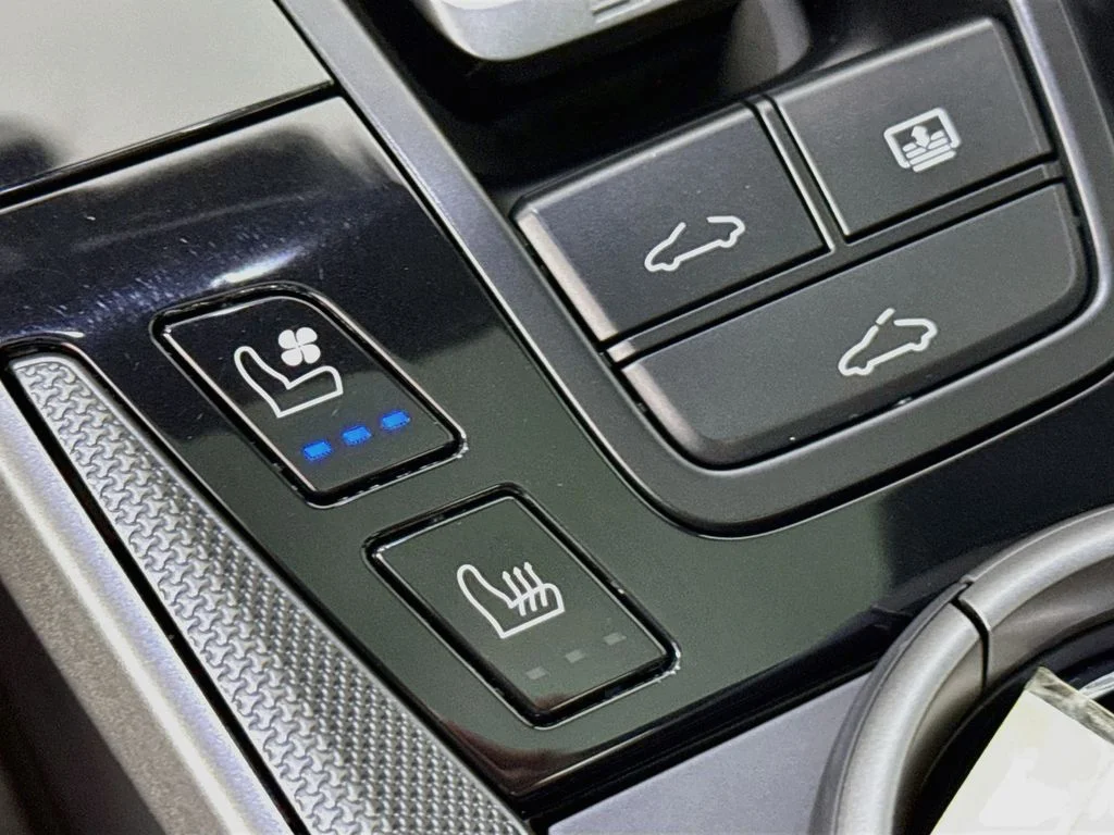Certified Used 2023  Porsche Carrera S image 22
