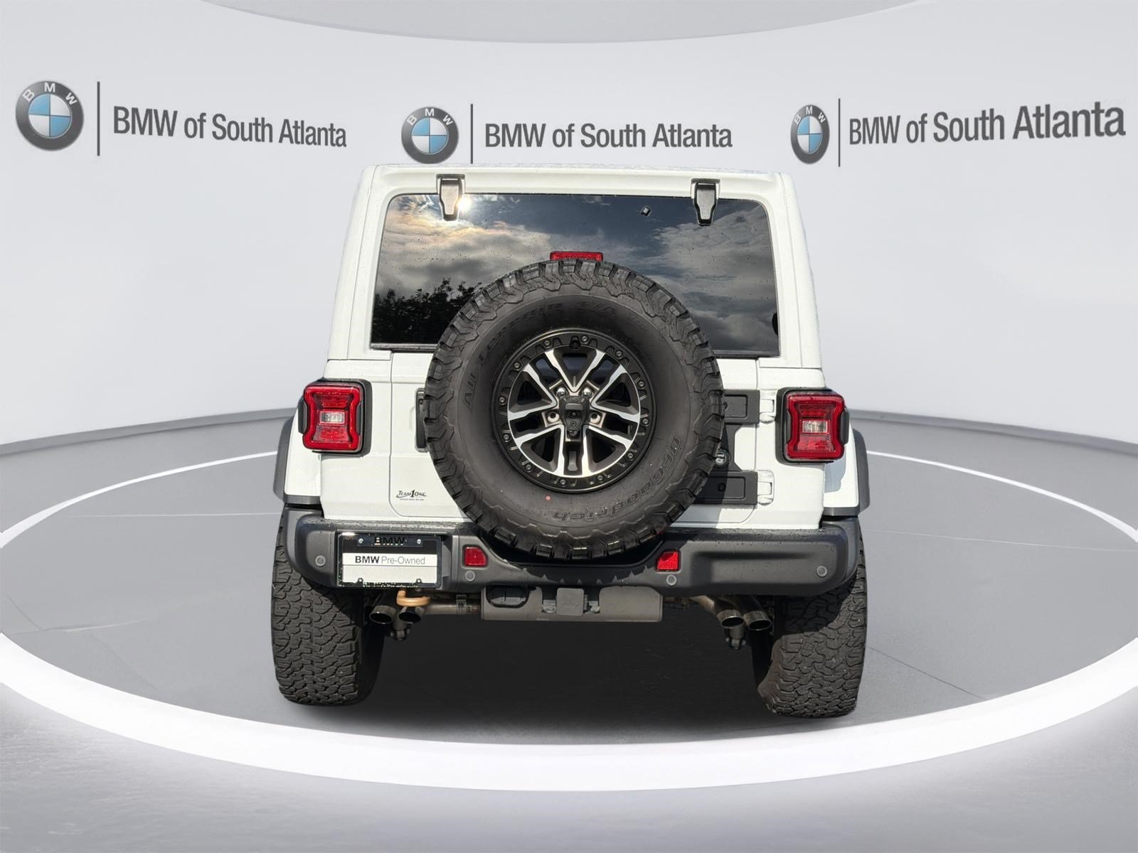 Used 2024 Bright White Clearcoat Jeep Rubicon 392 image 24