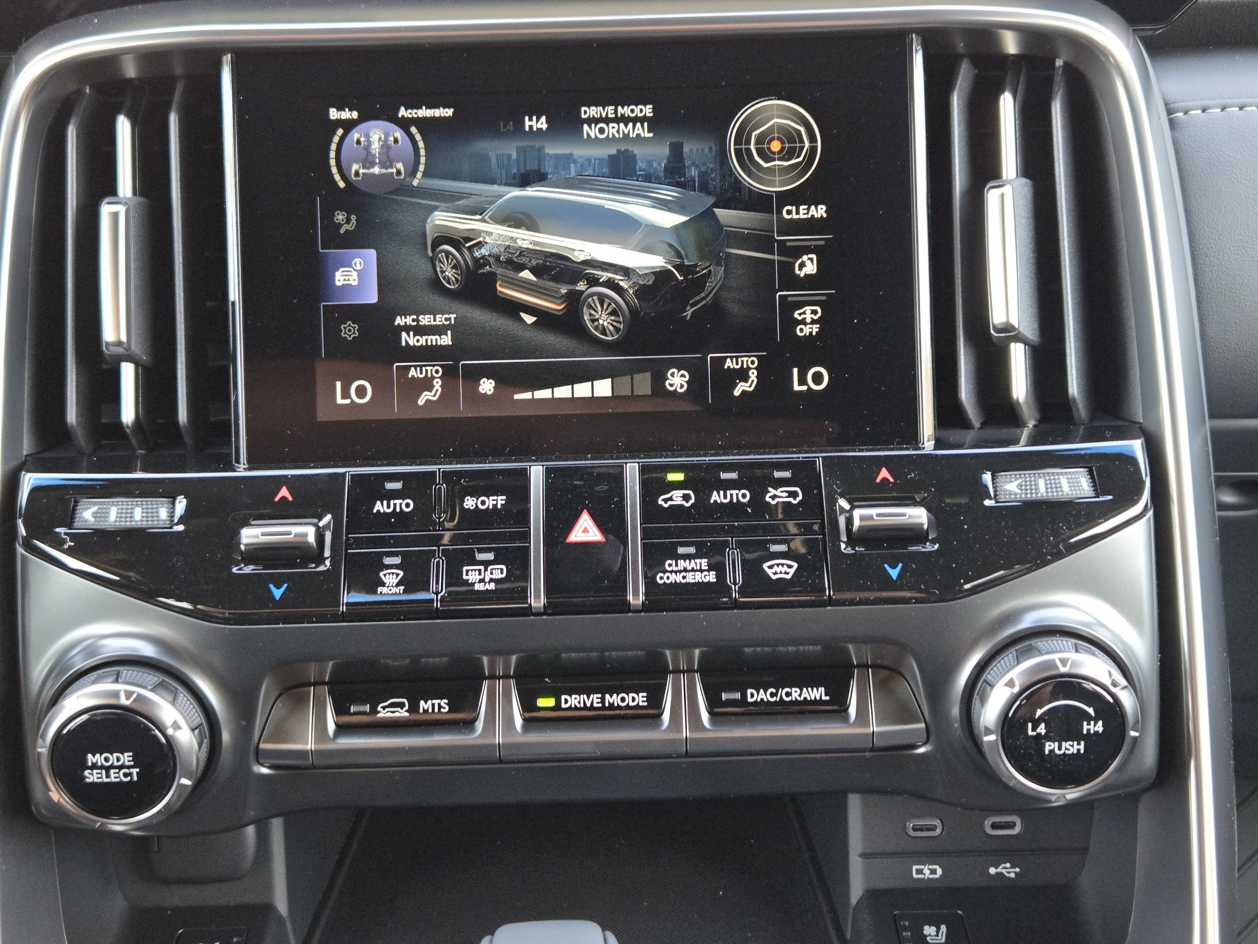 2026 Lexus LX 700h Luxury - Photo 14