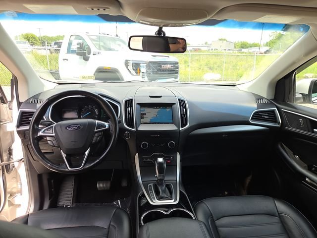 Used 2015 White Platinum Clearcoat Metallic Ford SEL image 2