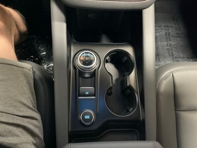 New 2027 Vapor Blue Metallic Ford Active image 36