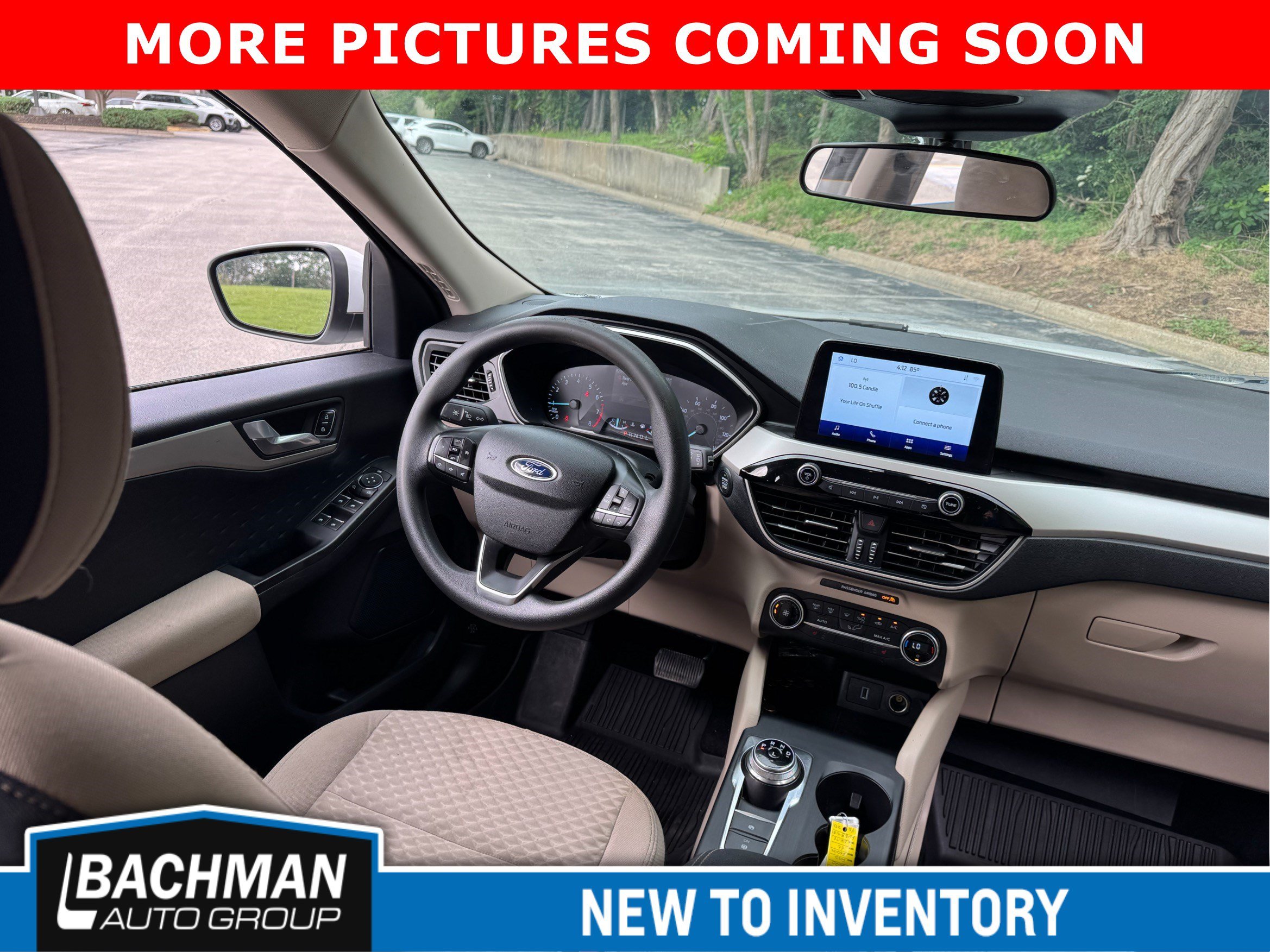 Used 2020 Star White Metallic Tri-Coat Ford SE image 7