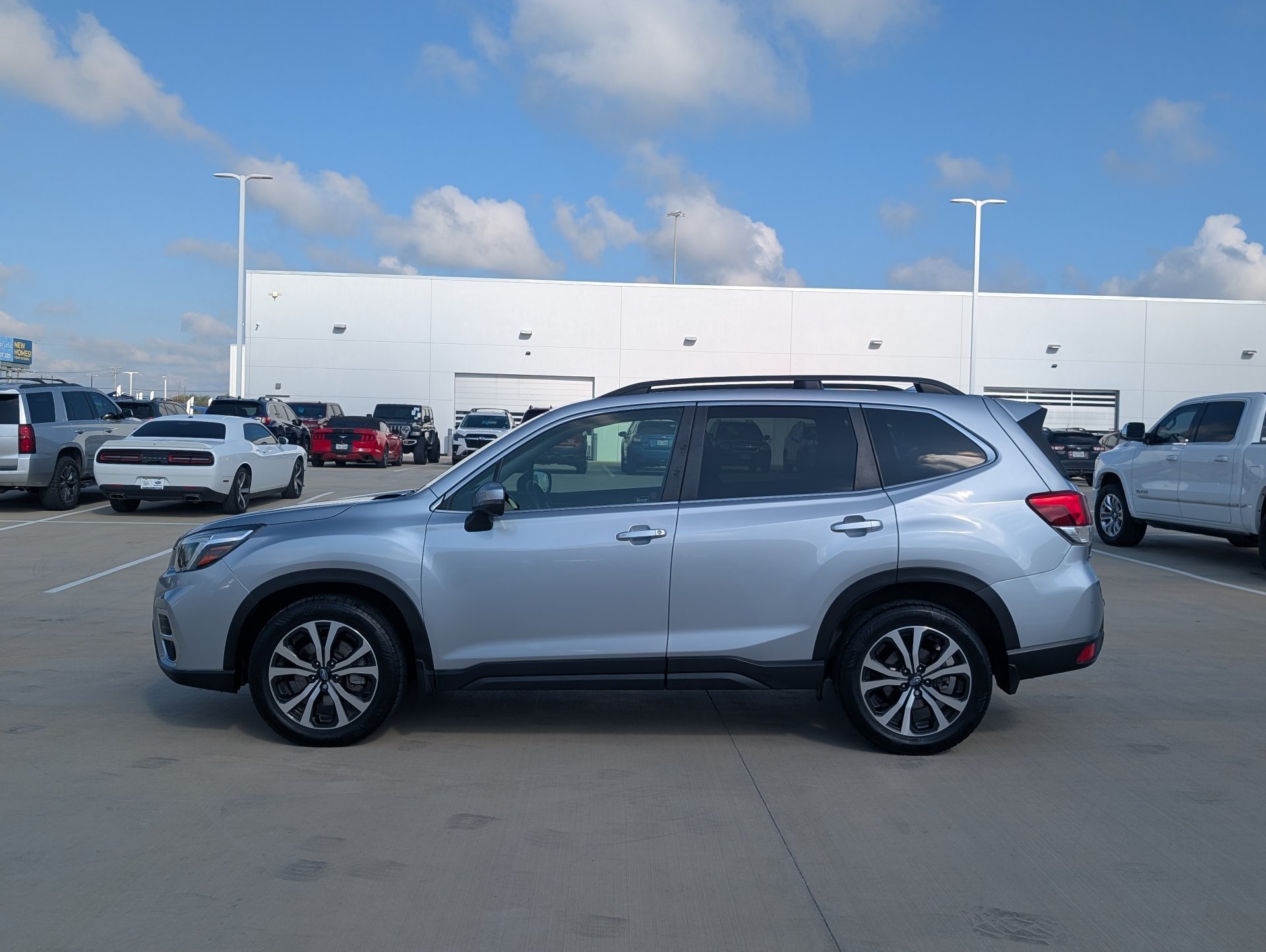 Used 2019 Silver Subaru Limited image 3