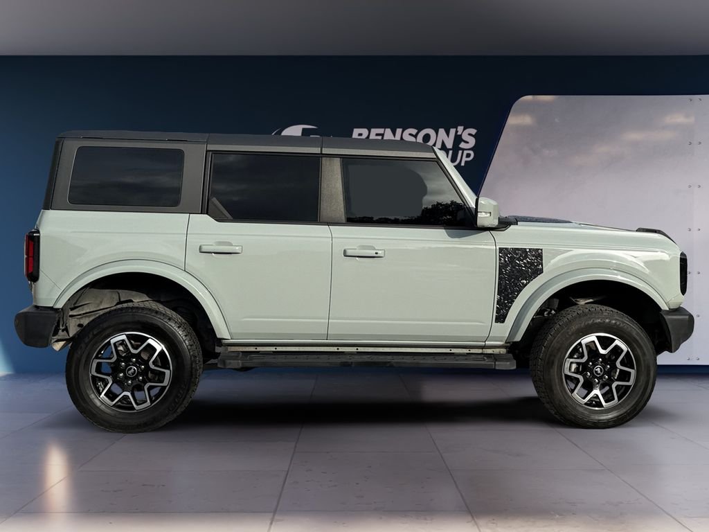 Used 2024 Green Ford Outer Banks image 6