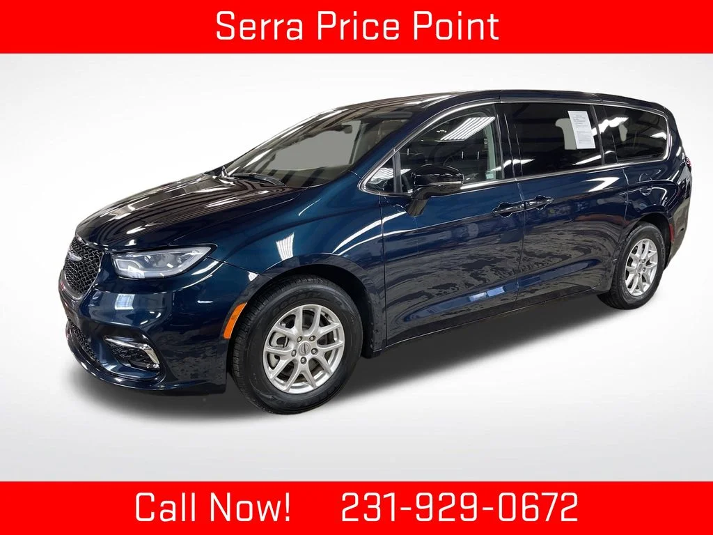 2024 Chrysler Pacifica's photo