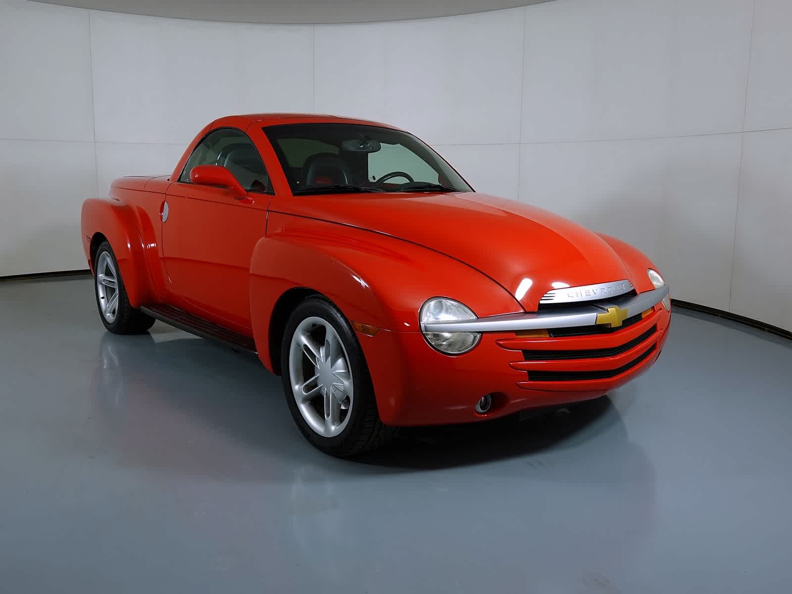2004 Chevrolet SSR LS