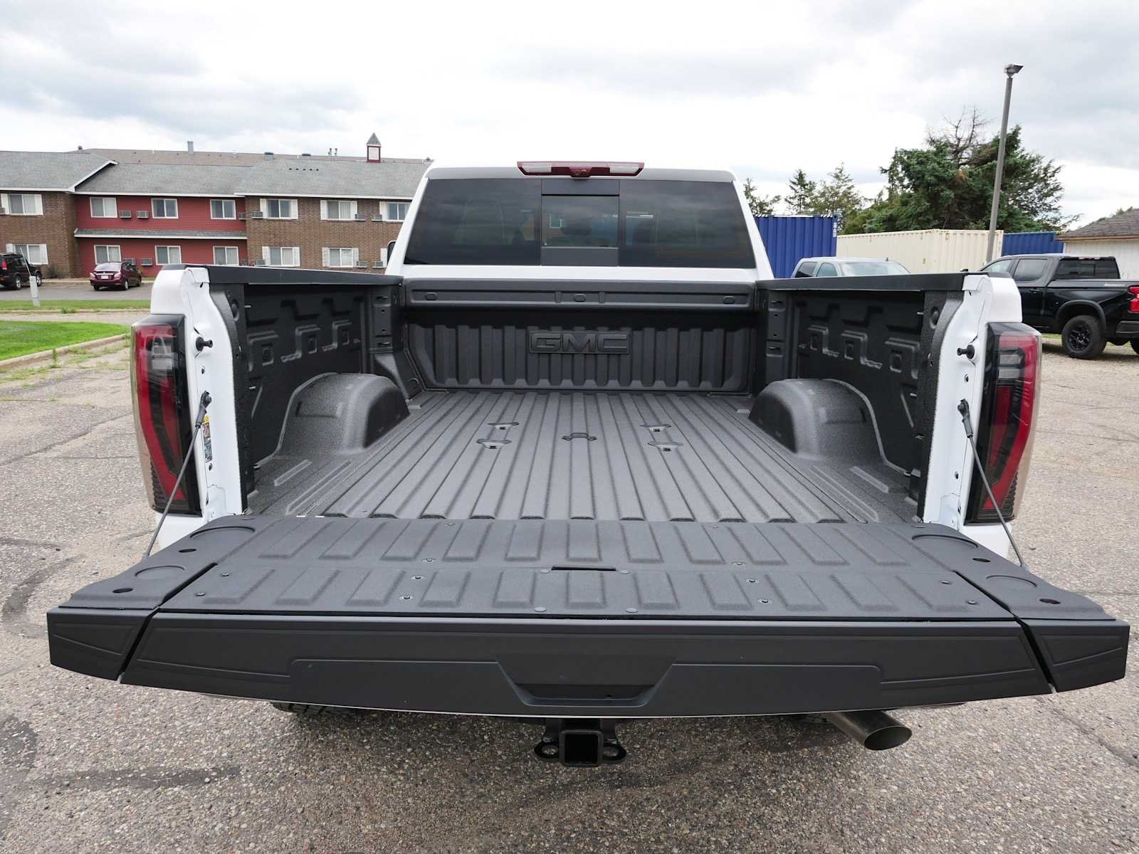 New 2026 Summit White GMC AT4X image 10
