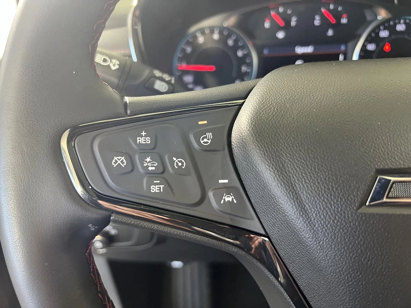 Used 2024 Mosaic Black Metallic Chevrolet RS image 10