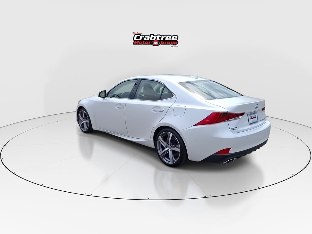Used 2018 White Lexus 300 image 6