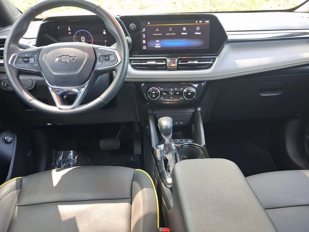 Used 2024 Gray Chevrolet ACTIV image 16
