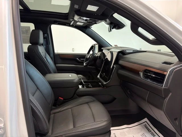 Used 2025 White GMC Denali image 42