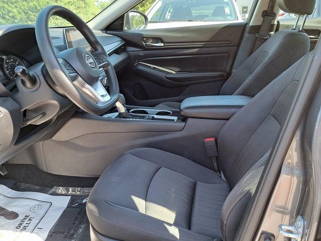 2024 Nissan Altima SV - Photo 21