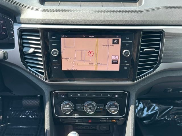 Used 2021 White Volkswagen SEL Premium image 33
