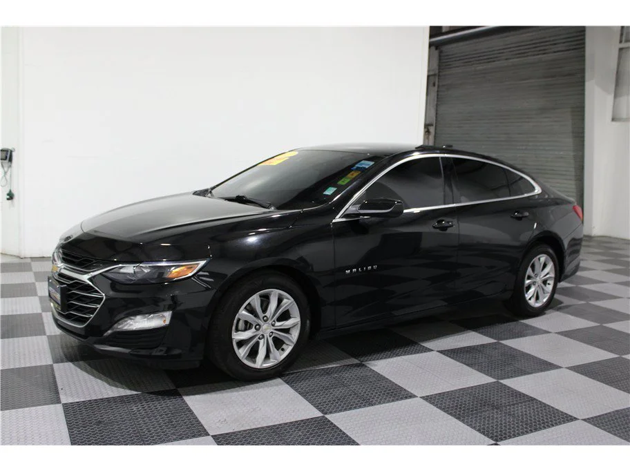 Used 2023 Mosaic Black Metallic Chevrolet LT image 7
