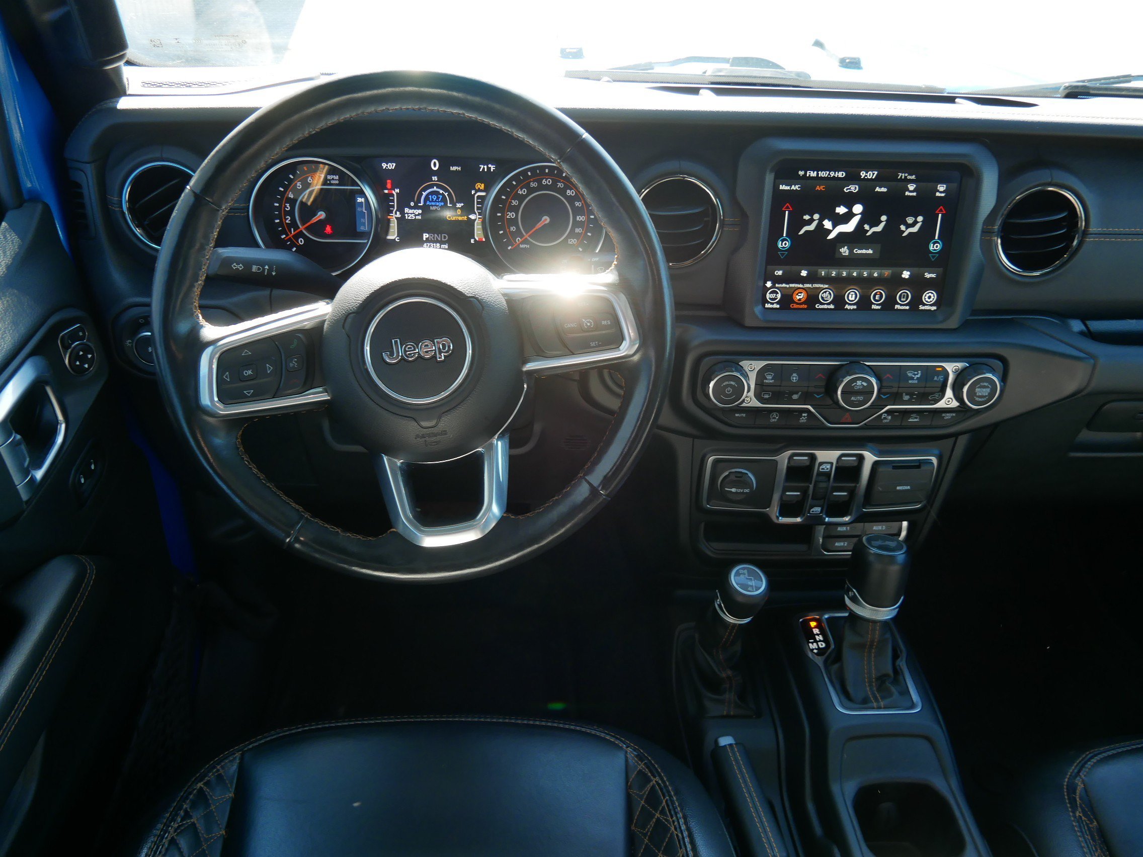 Certified Used 2022 Hydro Blue Pearlcoat Jeep Unlimited High Altitude image 16