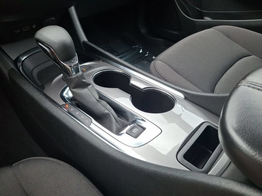 Used 2024 Chevrolet Malibu Sedan