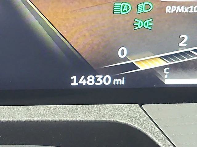 Used 2025  INFINITI SENSORY image 23