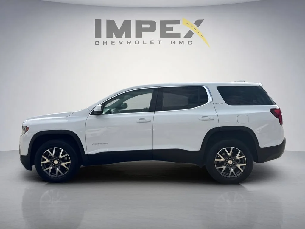 Used 2020 SUMMIT WHITE GMC SLE image 2