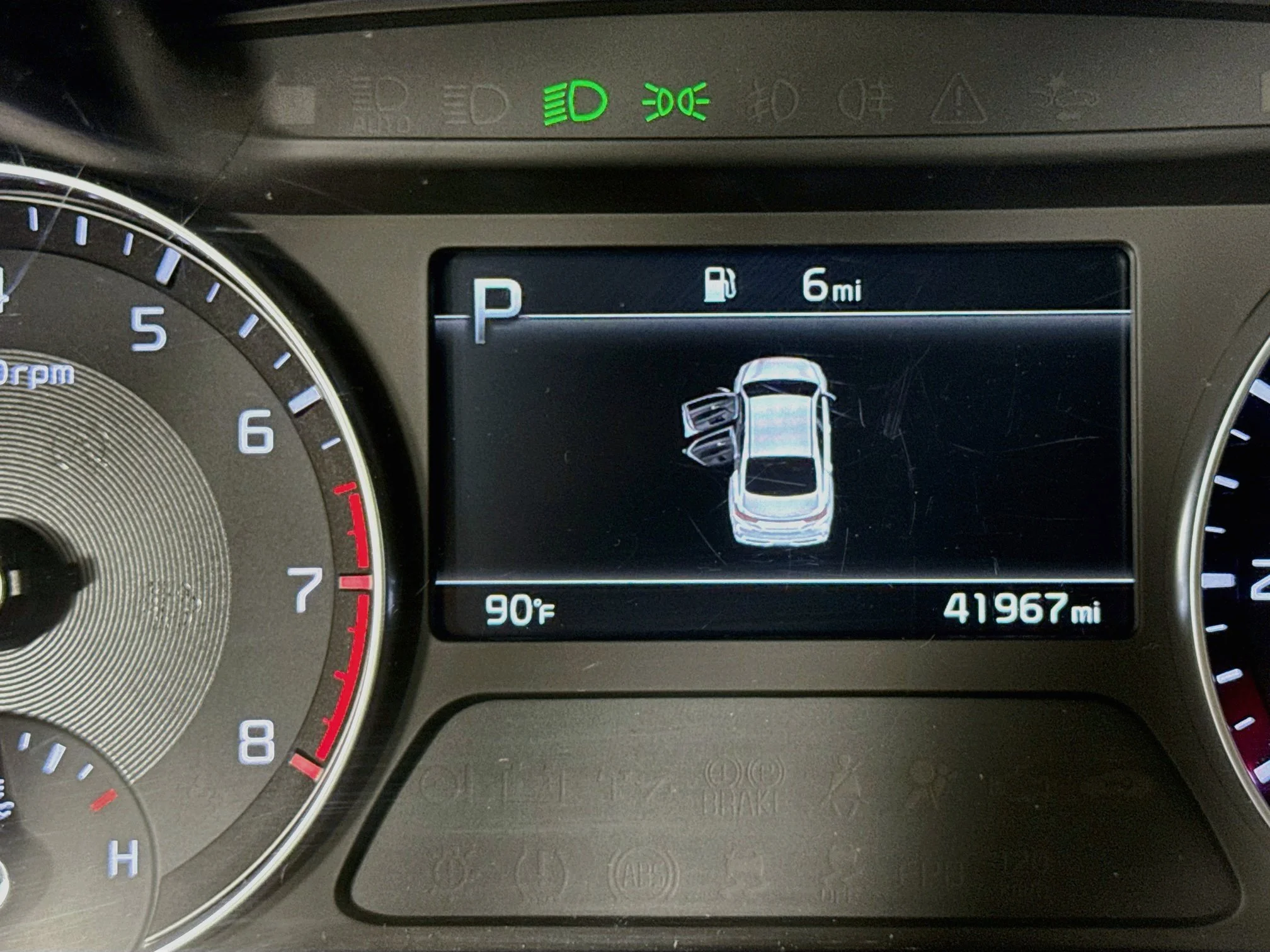 Used 2024 White Kia LX image 14