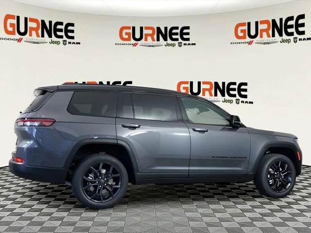 New 2025 Baltic Gray Metallic Clear-Coat Exterior Paint Jeep Limited image 34