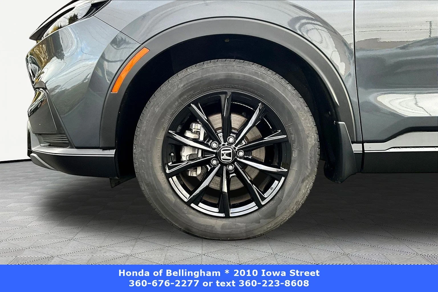 Used 2024 Meteorite Gray Metallic Honda Sport image 29