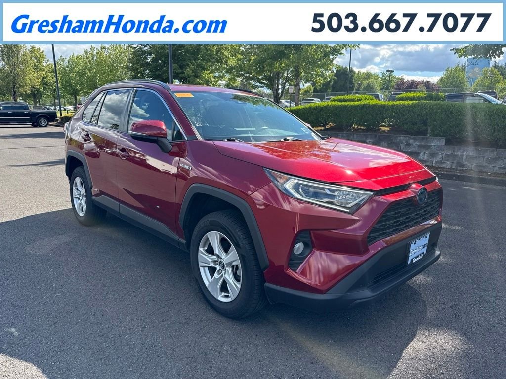 Used 2020 Ruby Flare Pearl Toyota XLE image 1
