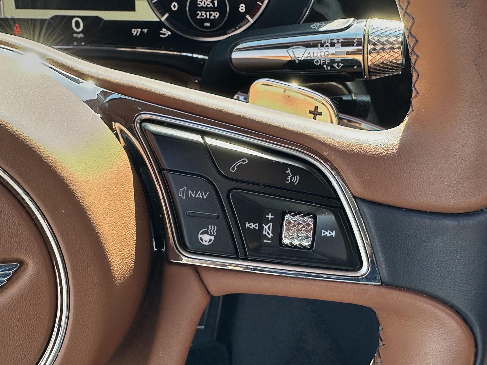 Used 2020 Dark Sapphire BENTLEY  image 26
