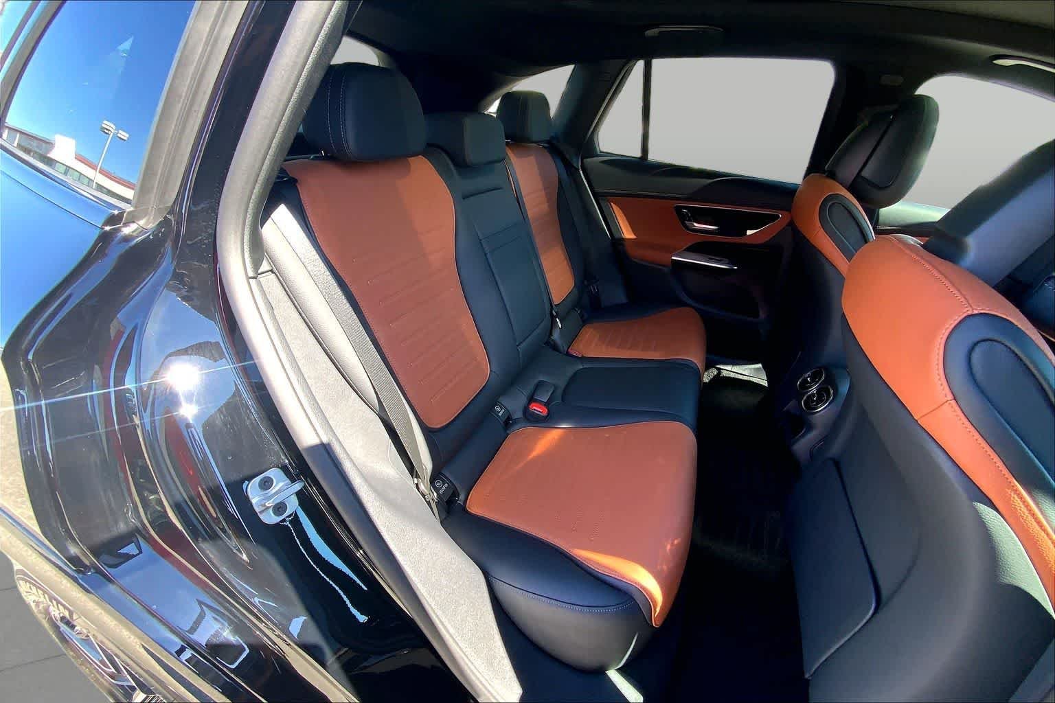 Certified Used 2026 Black Mercedes-Benz GLC 300 image 18