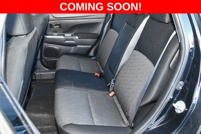 Used 2024 Gray Mitsubishi 4WD image 19