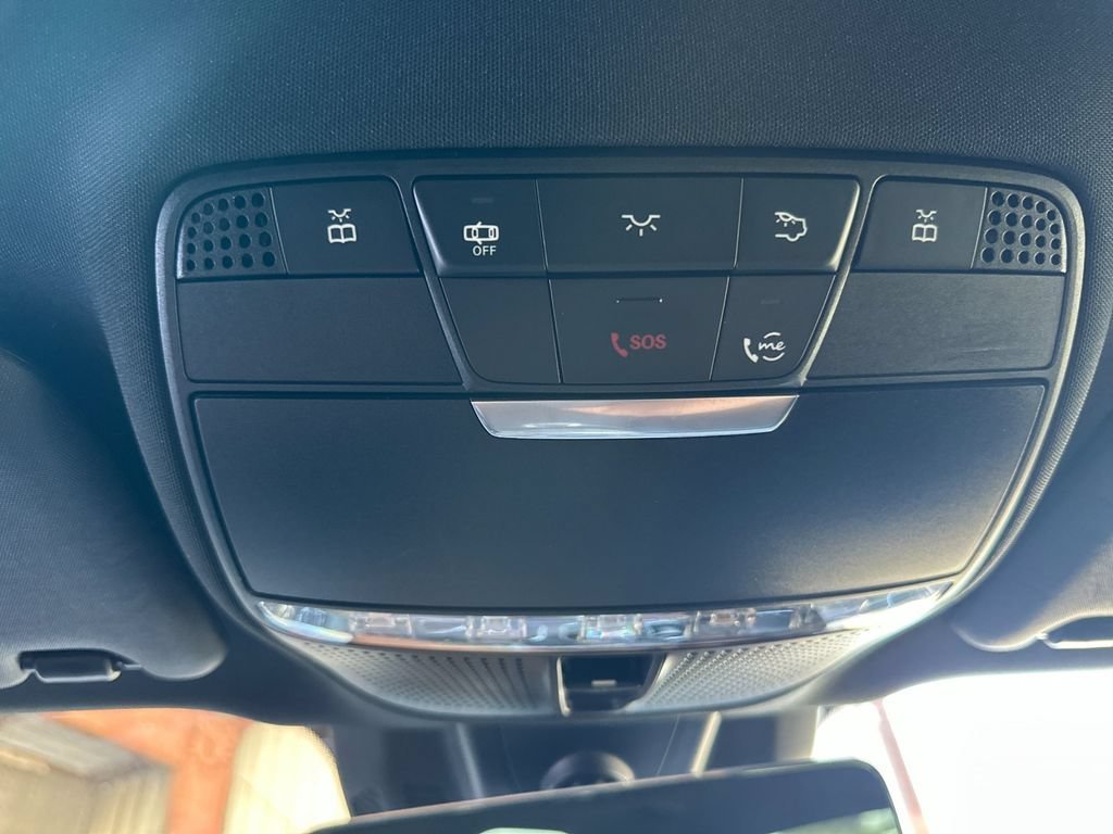 Used 2022 White Mercedes-Benz E 350 image 32