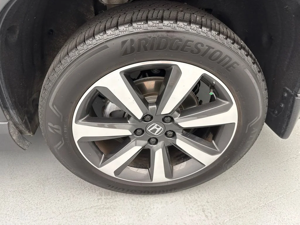 Used 2025 Gray Honda Elite image 6