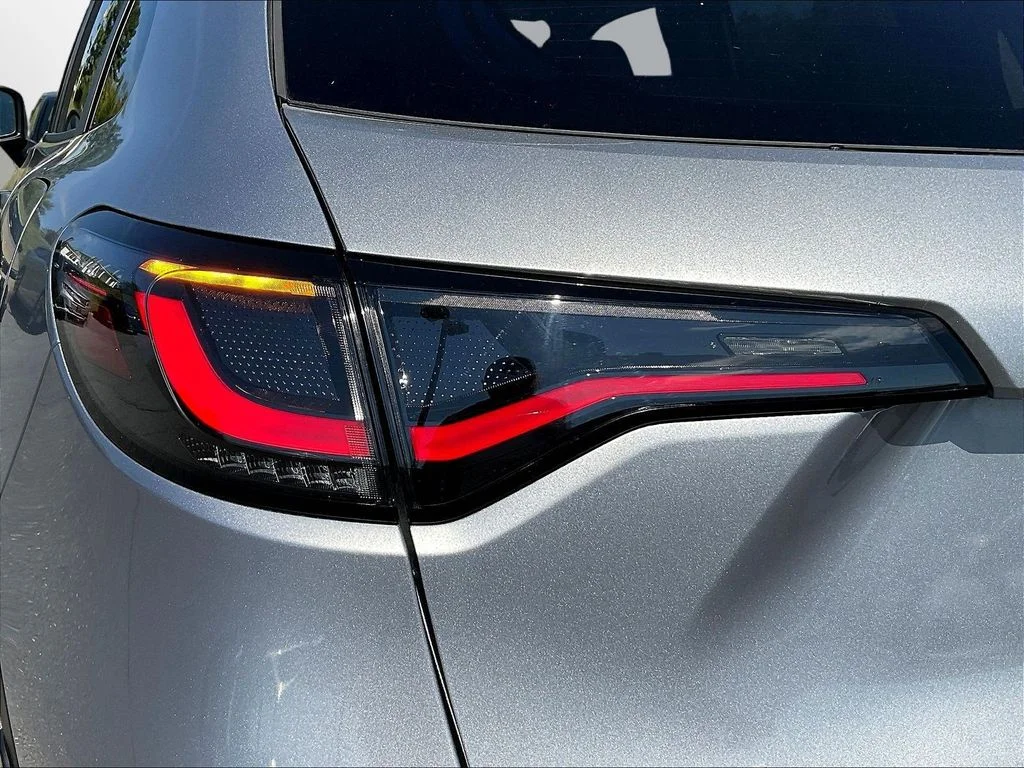 New 2027 Solar Silver Metallic Honda LX AWD image 24