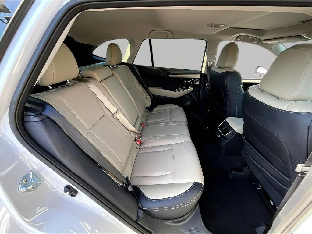 Used 2025 White Subaru Limited image 27