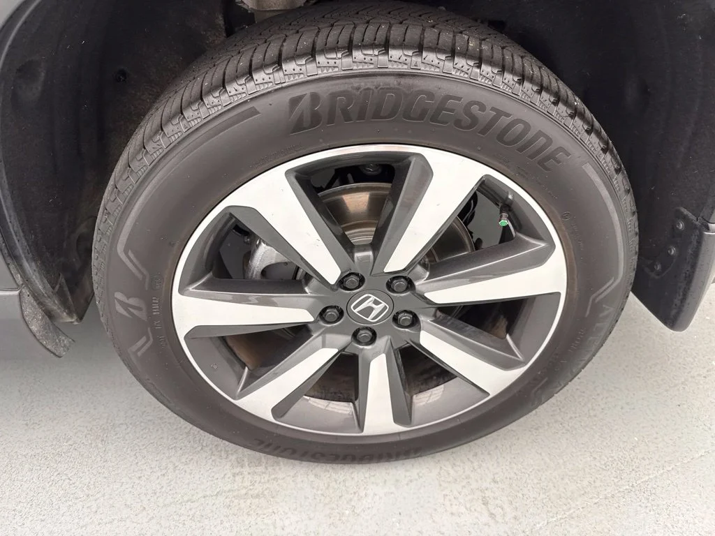 Used 2025 Gray Honda Elite image 6