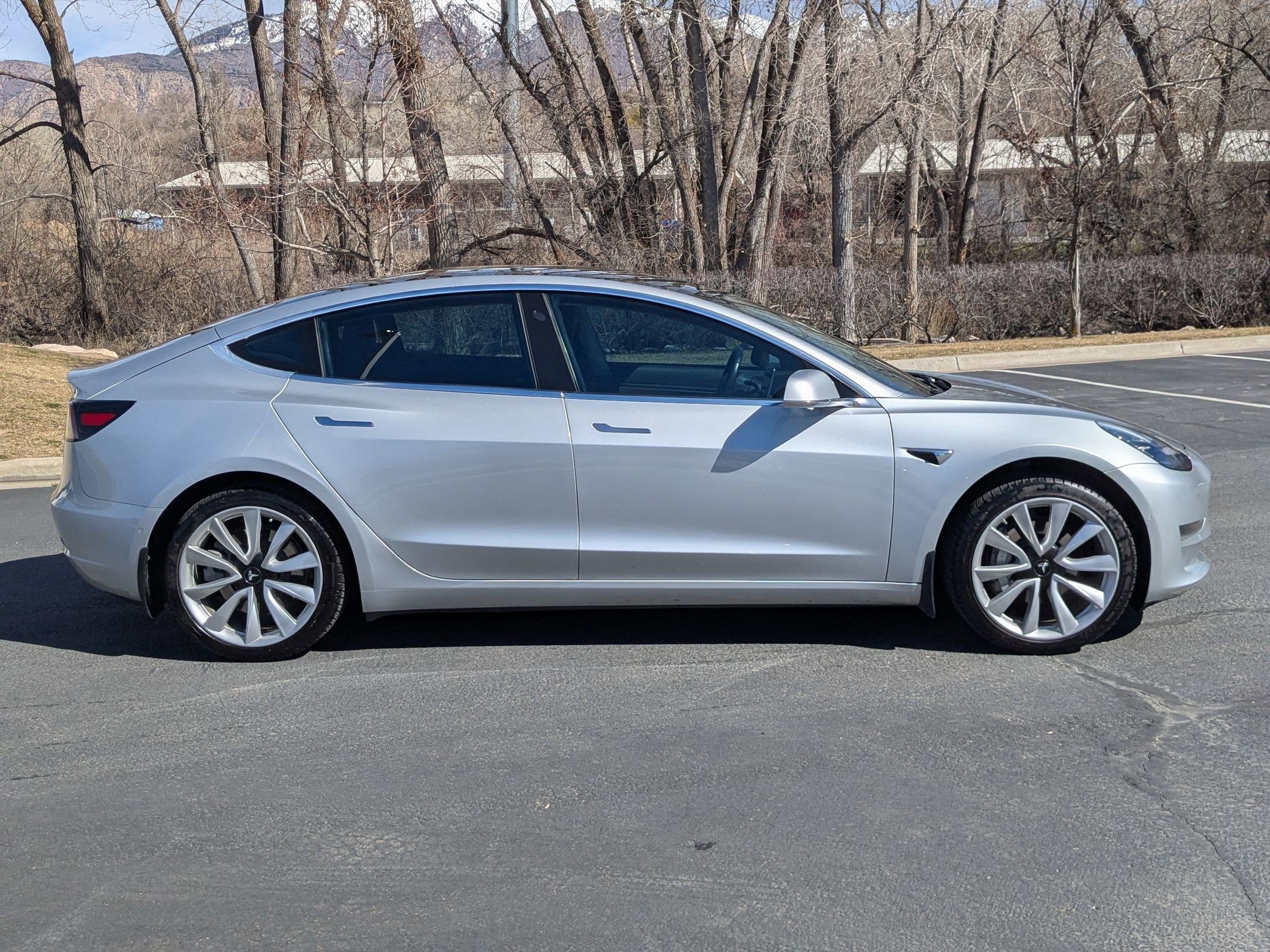 Used 2018 Tesla Model 3 Long Range Dual Motor with VIN 5YJ3E1EB6JF091194 for sale in Riverdale, UT