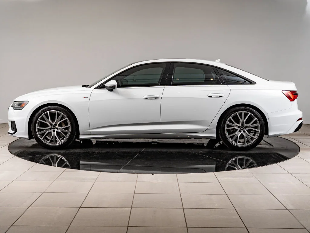 Used 2023 Glacier White Audi 55 Premium Plus image 5