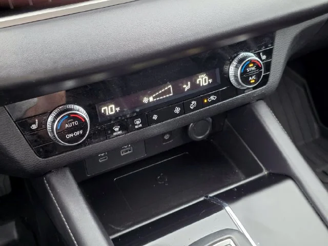 2024 Mitsubishi Outlander SE - Photo 28