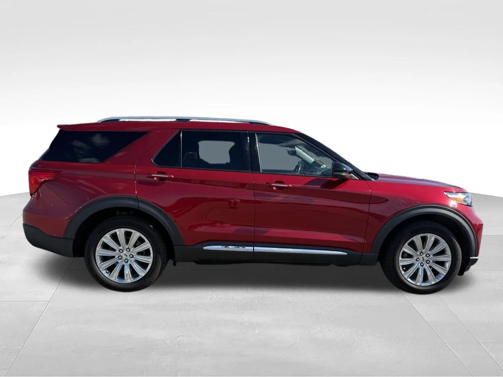 Used 2020 Red Ford Limited image 25