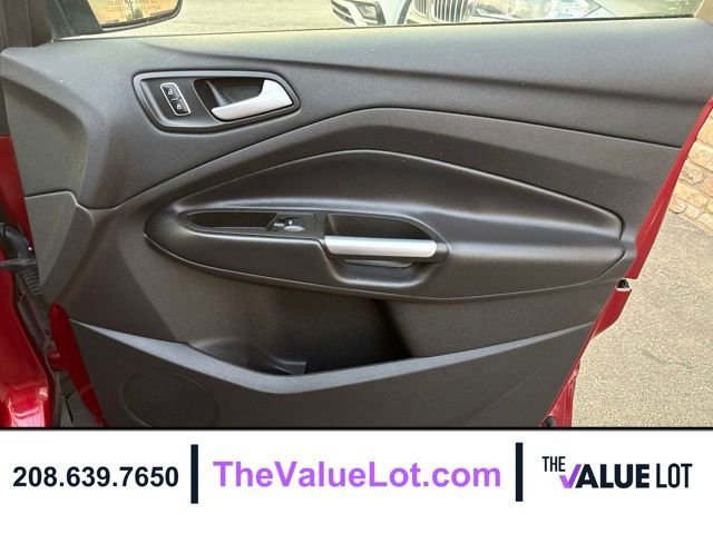Used 2016 Red Ford SE image 12
