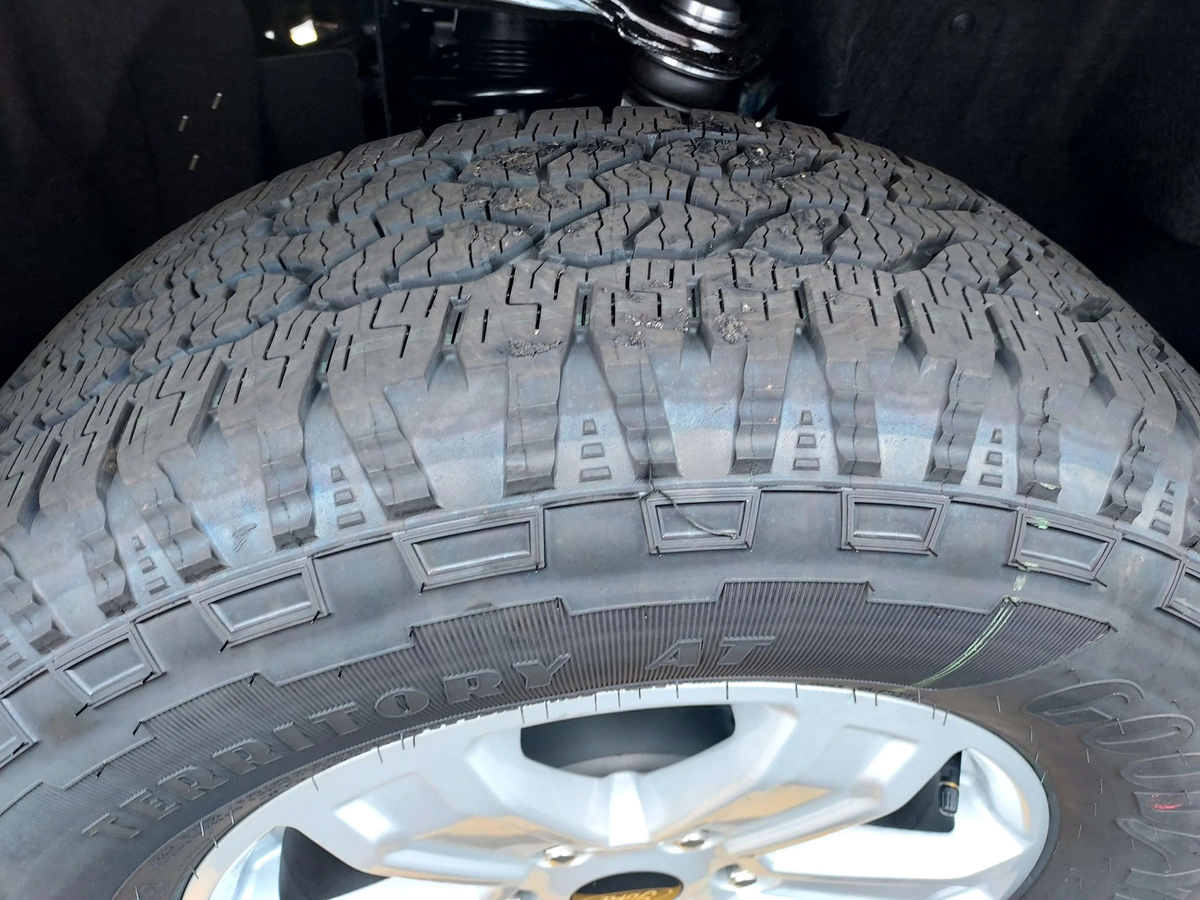 New 2026 Oxford White Ford XL image 3
